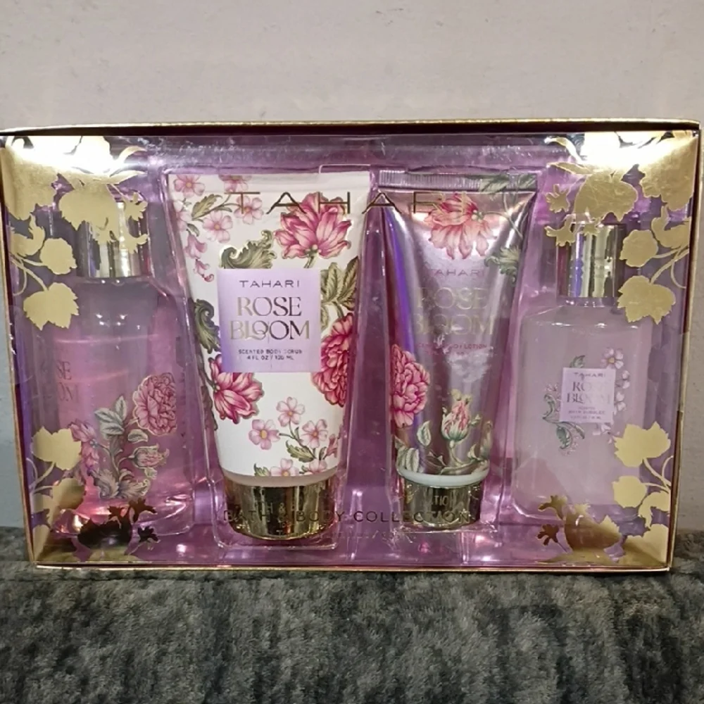Tahari, NIB, Rose Bloom, Bath & Body Collection, 4 PIECE SET - Picture 1 of 8